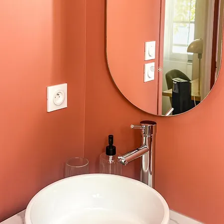 Le Jaures, L'elegance Doree